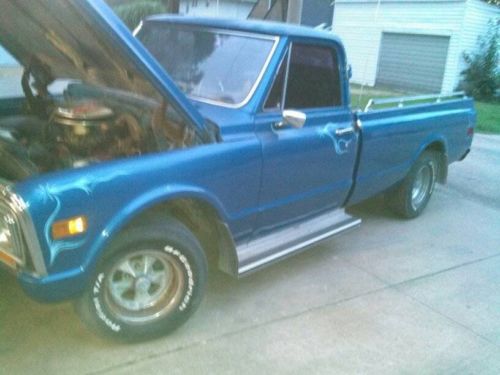 1972 gmc 1/2 ton a true barn find {still smells like mice}