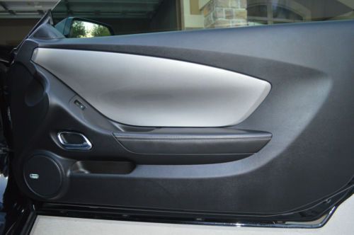2010 Chevrolet Camaro SS Coupe 2-Door 6.2L (Low miles!!!!!!!), US $33,000.00, image 12