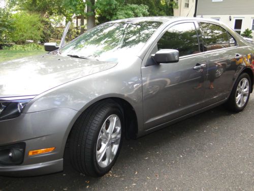 2012 ford fusion se sedan 4-door 2.5l