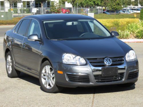 2009 volkswagen jetta mk5 tdi  make offer diesel leathr sunroof allpwr at 45mpg