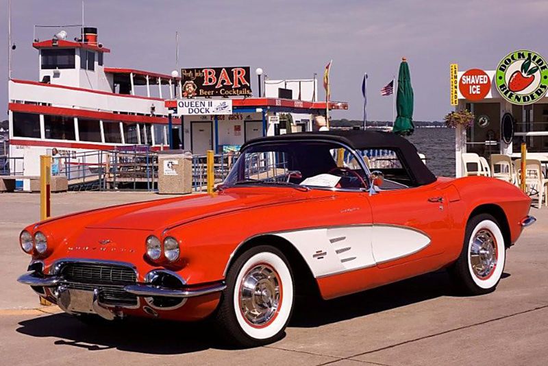 1961 chevrolet corvette fuel injected