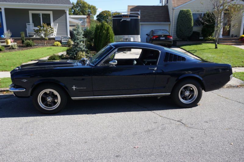 1965 ford mustang