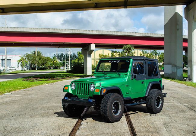 For sale 2004 jeep wrangler electric lime green pearl