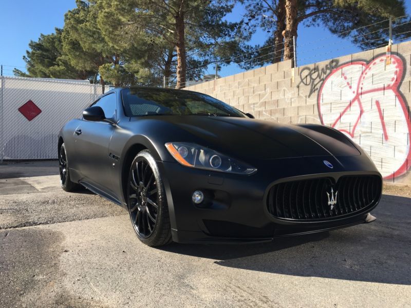 2012 maserati gran turismo s coupe 2-door