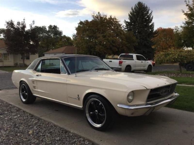 1967 ford mustang