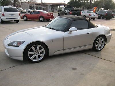 2004 honda s2000 very  fast ! ( no reserve )