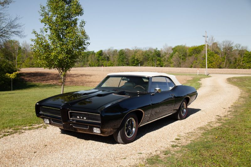 1969 pontiac gto convertible 4-speed