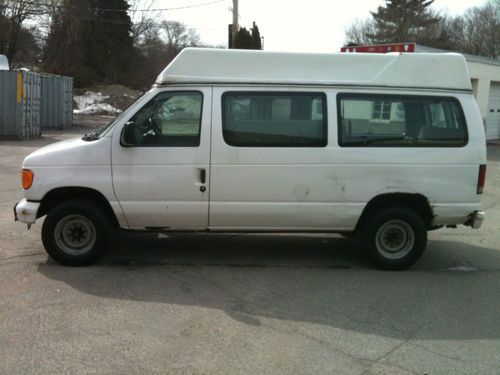 04 ford e250 e-250 handicap van wheel chair lift clean