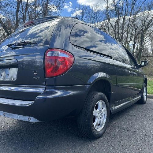 2007 dodge grand caravan sxt low 37k miles handicap wheelchair ramp van