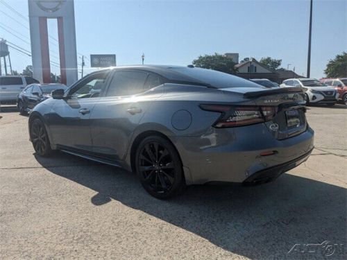 2023 nissan maxima sr