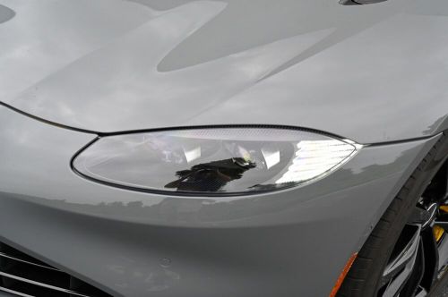2023 aston martin vantage v8