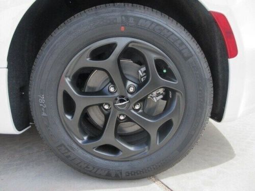 2023 Chrysler Pacifica Plug-In Hybrid TOURING L, US $52,989.00, image 4