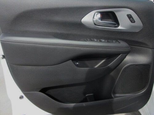 2023 Chrysler Pacifica Plug-In Hybrid TOURING L, US $52,989.00, image 6