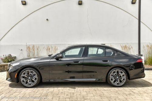 2024 BMW 5-Series 530i xDrive M-Sport Premium, US $60,955.00, image 39