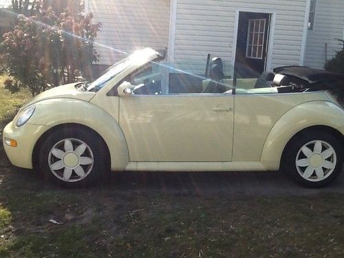 2005 volkswagen beetle gls convertible 2-door 2.0l