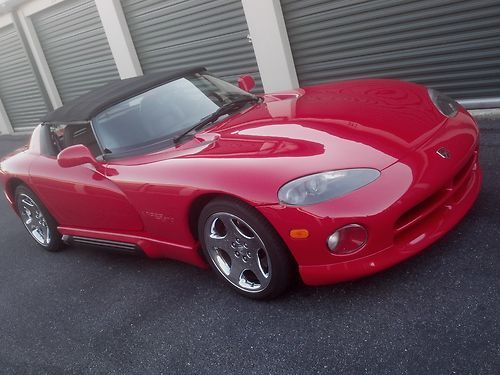 1993 dodge viper base convertible 2-door 8.0l