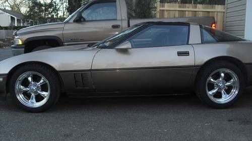 1984 corvette car only 56,900 miles automatic nice classic priced to sell fast