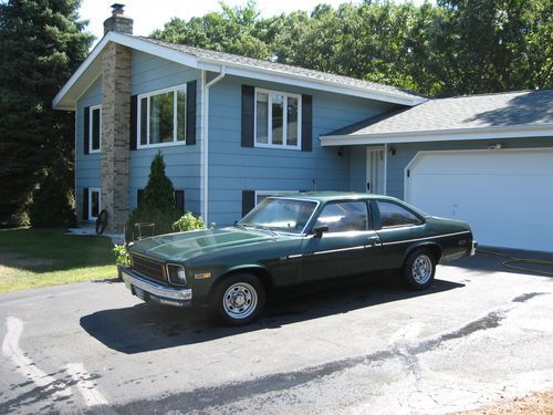 1976 chevrolet nova base hatchback 2-door 5.0l