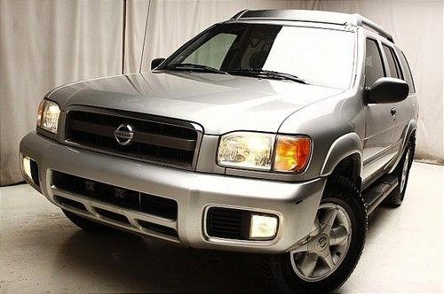 2002 nissan pathfinder se 4wd towpackage roofrack bosesound we finance!!