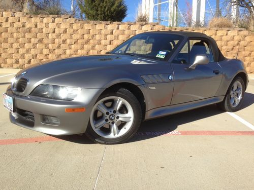 2001 bmw z3 roadster convertible 2-door 2.5l