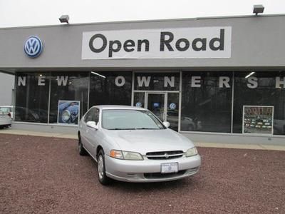 Nissan altima 145,016 miles automatic $1,600 worth of work just put in to altima