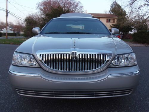 2008 lincoln town car signature limited sedan 4-door 4.6l