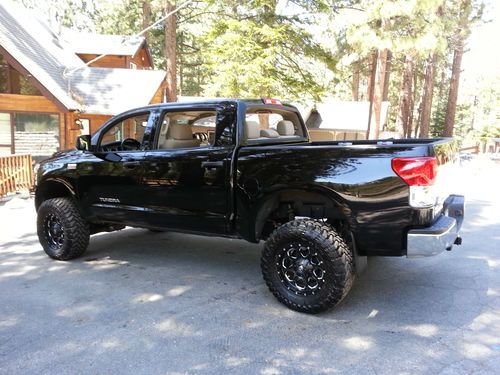 Toyota : tundra crewmax 5.7l v8 lifted