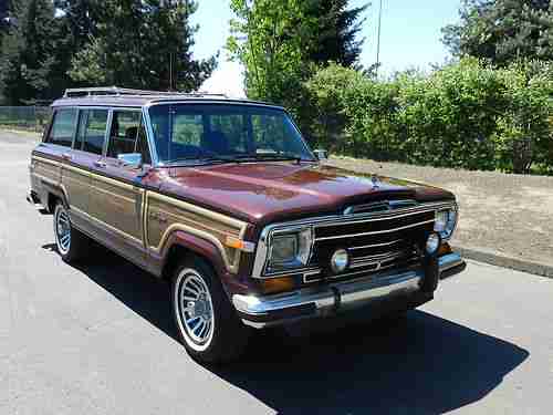 1991 Jeep Grand Wagoneer 'RARE FINAL EDITION' 4X4 Sport Utility 4-Door 5.9L, image 2