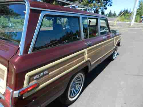 1991 Jeep Grand Wagoneer 'RARE FINAL EDITION' 4X4 Sport Utility 4-Door 5.9L, image 4