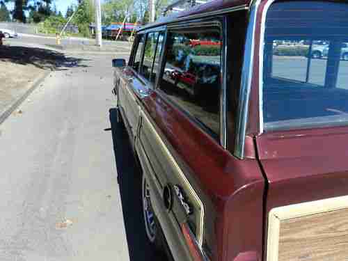 1991 Jeep Grand Wagoneer 'RARE FINAL EDITION' 4X4 Sport Utility 4-Door 5.9L, image 5
