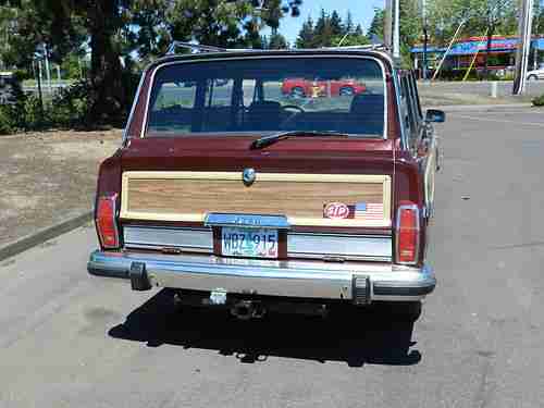 1991 Jeep Grand Wagoneer 'RARE FINAL EDITION' 4X4 Sport Utility 4-Door 5.9L, image 10