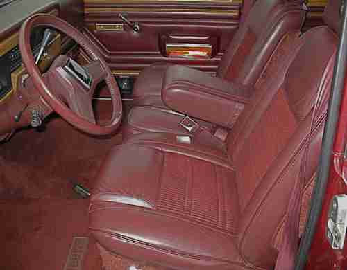 1991 Jeep Grand Wagoneer 'RARE FINAL EDITION' 4X4 Sport Utility 4-Door 5.9L, image 14