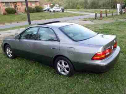 1998 Lexus ES300 Base Sedan 4-Door 3.0L, image 5