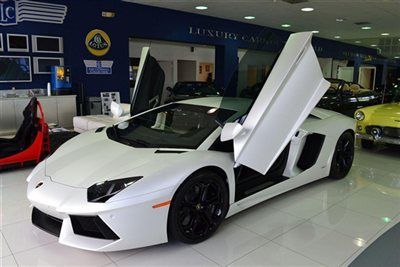 2012 lamborghini aventador!      :stunning:  trades?