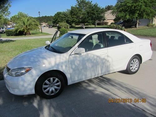 2006 white toyota camry le 68k miles - maintenance record / new tires