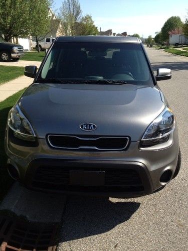 2012 kia soul plus hatchback 4-door 2.0l
