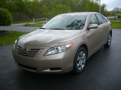 2009 toyota camry le