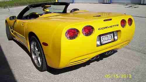 2002 Chevrolet Corvette Base Convertible 2-Door 5.7L, image 6