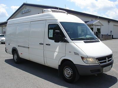 2006 dodge sprinter 2500 mercedes diesel 158 in wb refridgerated cargo area