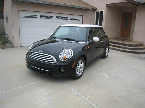 2012 mini cooper in excellent condition - 10,357 mileage - no reserve - must go