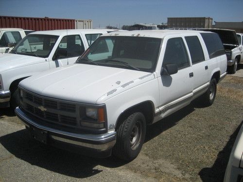 1995 chevrolet suburban, 8-passenger