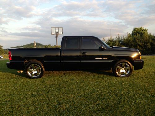 2006 Silverado SS Intimidator edition rare truck super nice NO RESERVE!!!!!!!!!!, image 3