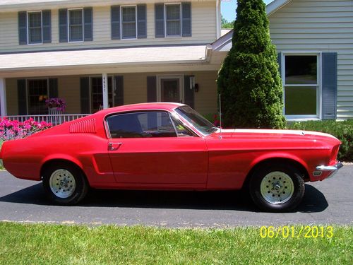 1968 ford mustang fast back
