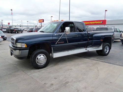 2000 dodge ram 3500 4x4 ex cab! laramie! dually cummins diesel ! no reserve!