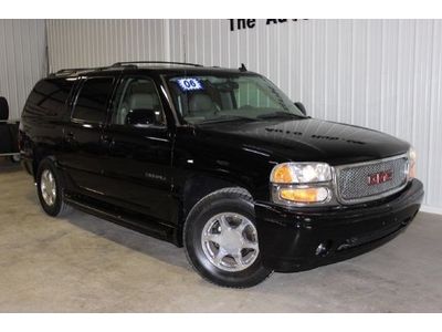 Yukon xl deanli  awd suv 6.0l in great shape!