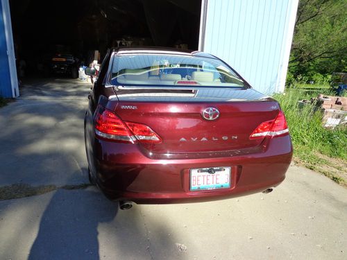 22/31 fuel economy, with 28,000 on extended warranty. have carfax, deluxe, US $11,999.00, image 3