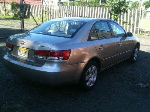 2006 hyundai sonata gl sedan 4-door 2.4l