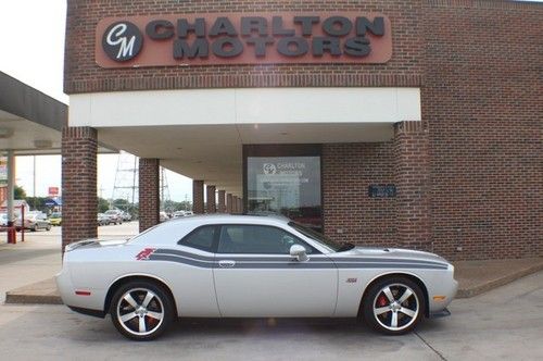 2012 dodge challenger srt8 392 **navigation**sunroof**low miles**