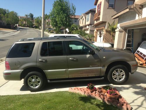 2002 mercury mountaineer like ford explorer v8 awd 7 seater needs nothing