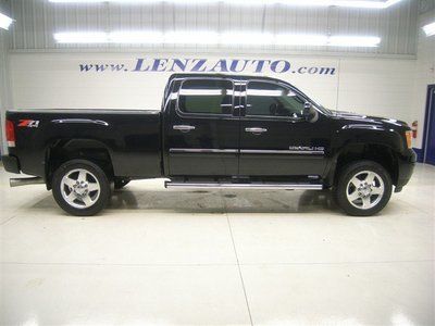 Crew short denali 6.6l diesel lml 4wd z71 we finance and we take trades